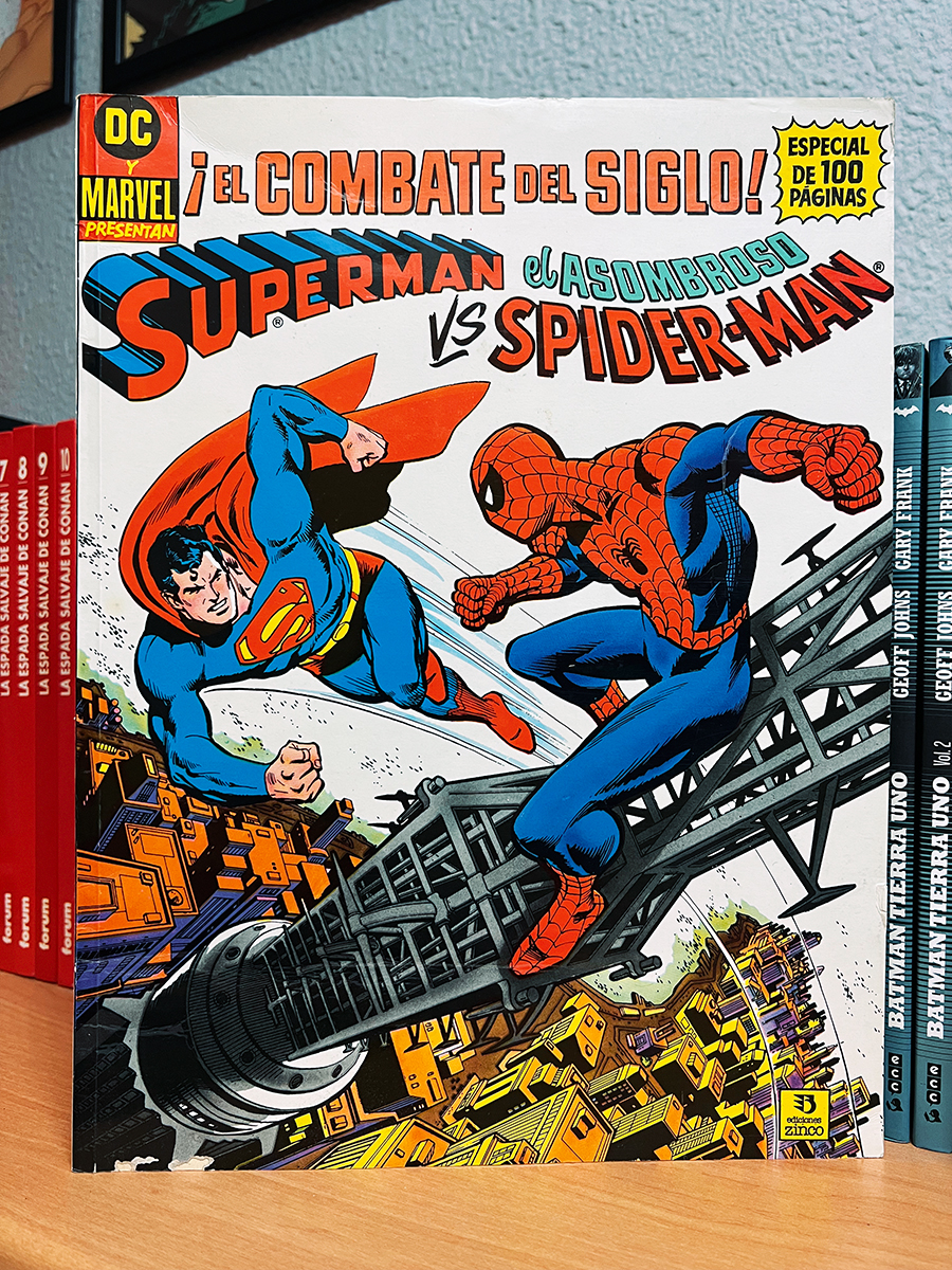 Superman VS Spiderman.jpg